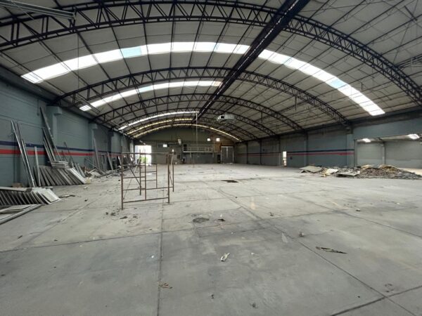 RENTA Bodega Naucalpan 1,471m2 - Imagen 2