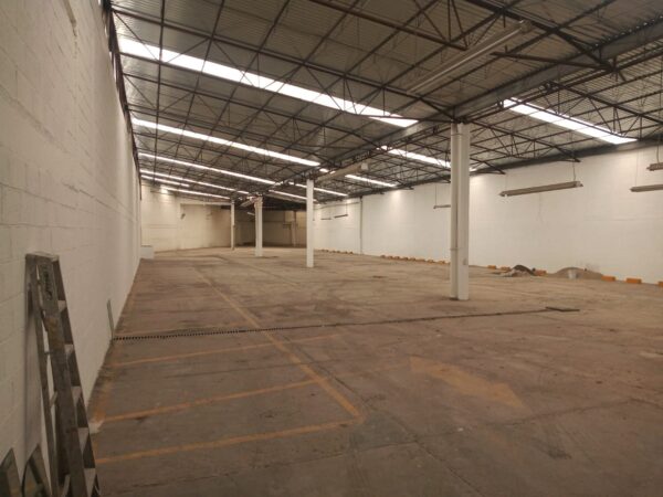 RENTA Bodega Naucalpan 1,000m2 - Imagen 3